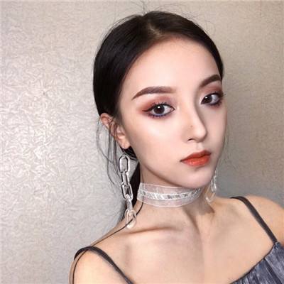 伊朗开始对部分通过霍尔木兹海峡的船只收取过境费以保障安全通行
